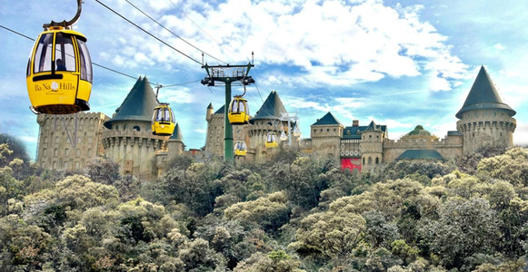 Ba Na Hills & Golden Bridge 4