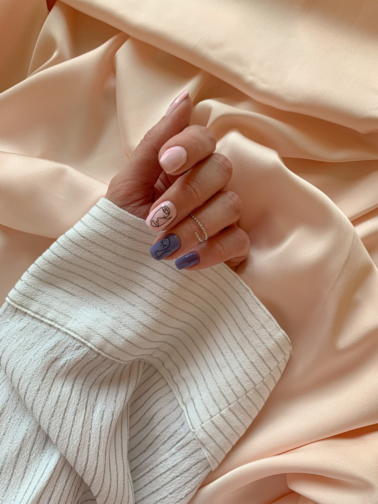 Nails & Massage